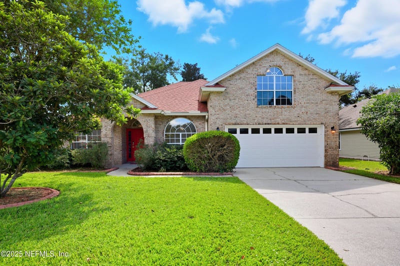 541 Grand Parke Dr, St Johns, FL 32259