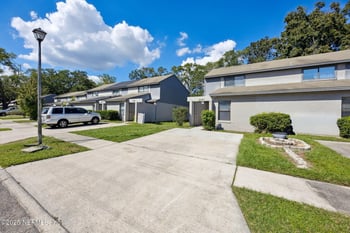 5541 Greatpine Ln #4, Jacksonville, FL 32244