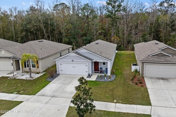 2414 Oak Stream Dr, Green Cove Springs, FL 32043