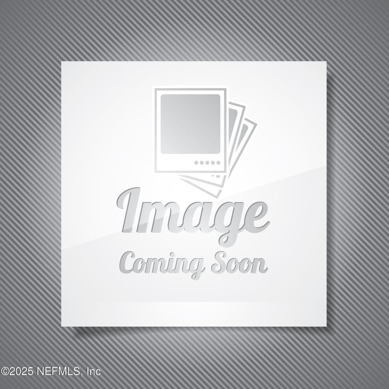 411 Interlachen Blvd, Interlachen, FL 32148