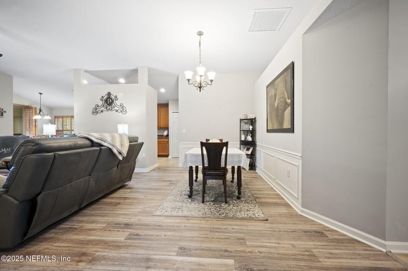 9175 Honeybee Ln, Jacksonville, FL 32256