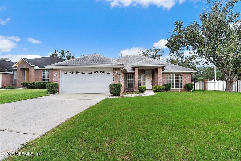 9502 Broken Oak Blvd, Jacksonville, FL 32257