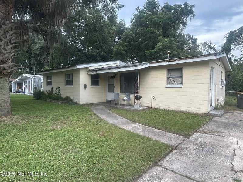 5032 Donnybrook Ave, Jacksonville, FL 32208