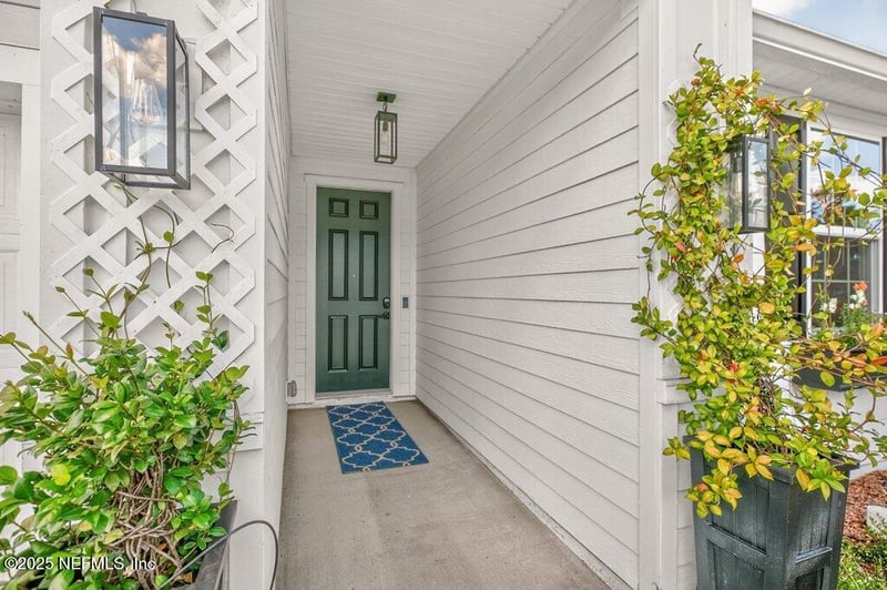 10896 Stapleton Dr, Jacksonville, FL 32222