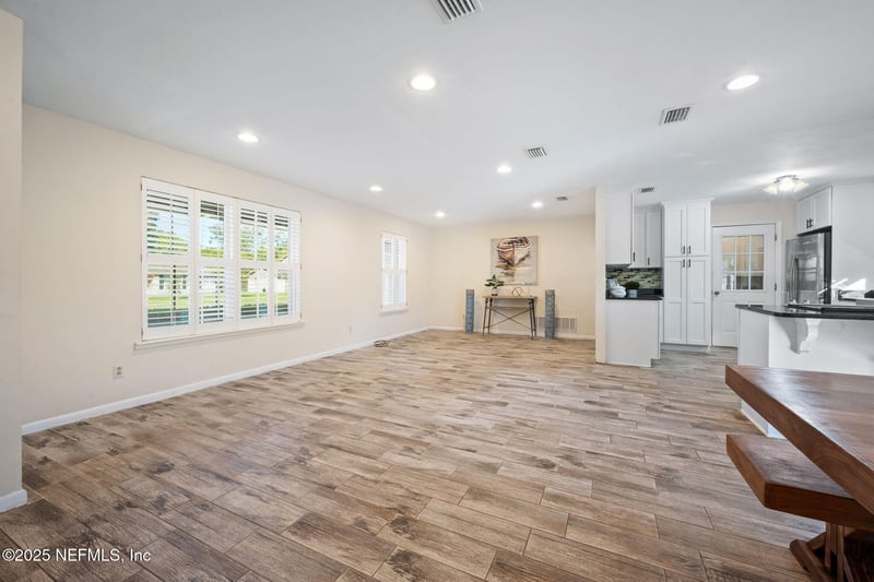 8827 Brierwood Rd, Jacksonville, FL 32257