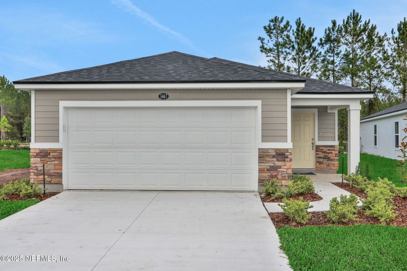 3467 Humphrey St, Green Cove Springs, FL 32043