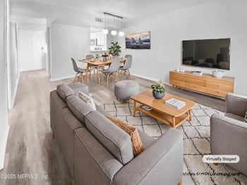 111 1st St #10, Jacksonville, FL 32206