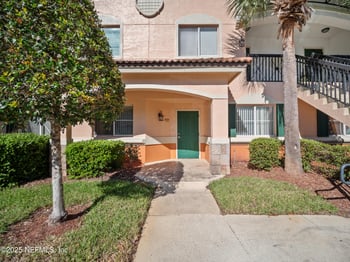 9745 Touchton Rd #1204, Jacksonville, FL 32246