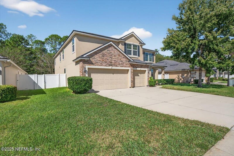 4467 Song Sparrow Dr, Middleburg, FL 32068