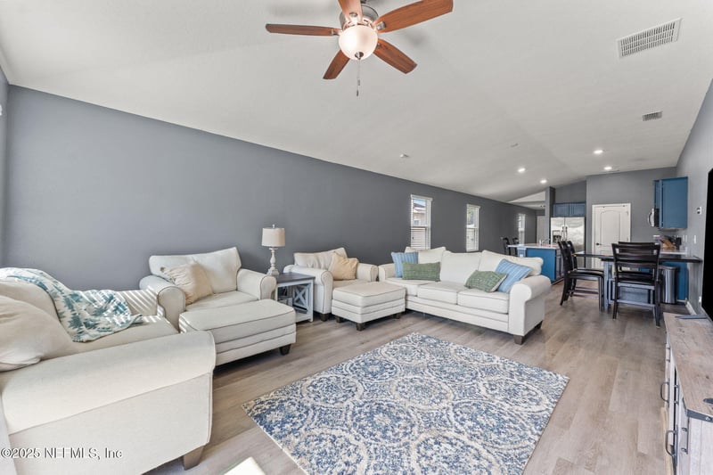 9124 Tapper Ct, Jacksonville, FL 32211