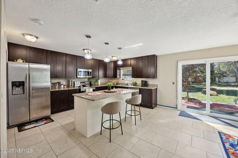 121 Herja Acre Ln, Palatka, FL 32177