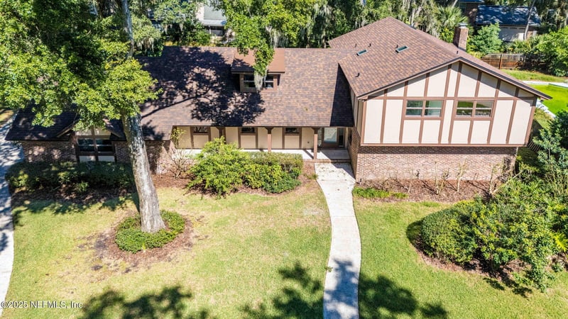 5477 Brightwater Ln, Jacksonville, FL 32277