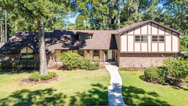 5477 Brightwater Ln, Jacksonville, FL 32277