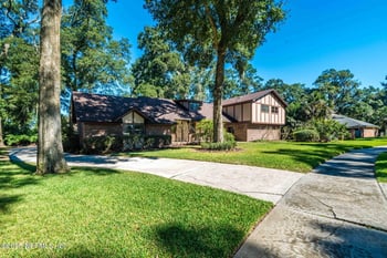 5477 Brightwater Ln, Jacksonville, FL 32277