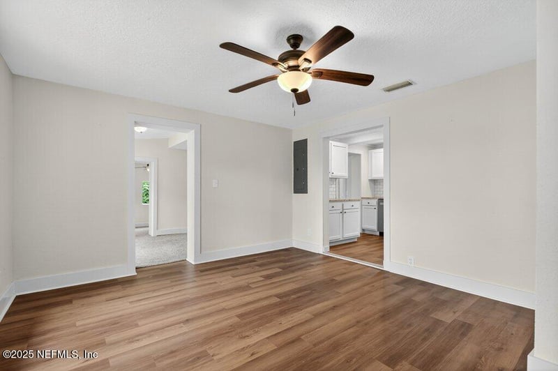 5719 Heckscher Dr, Jacksonville, FL 32226