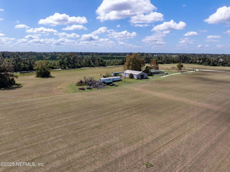 1083 County Road 351, Mayo, FL 32066