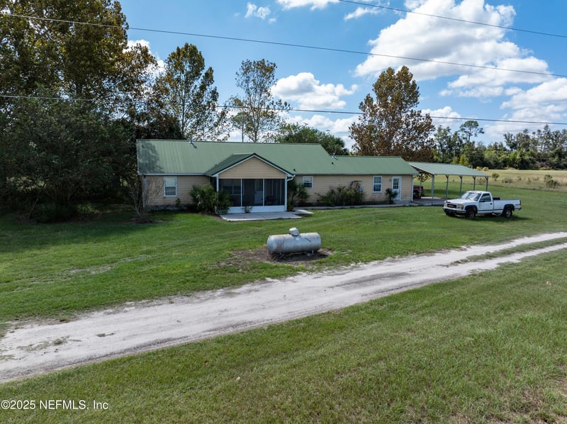 1083 County Road 351, Mayo, FL 32066