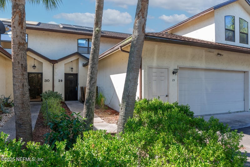 29 Fox Valley Dr, Orange Park, FL 32073