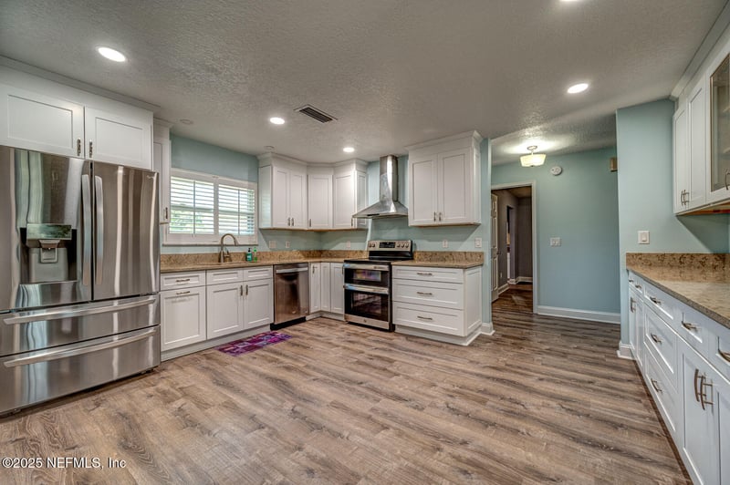 6209 Windward Ct, Fleming Island, FL 32003