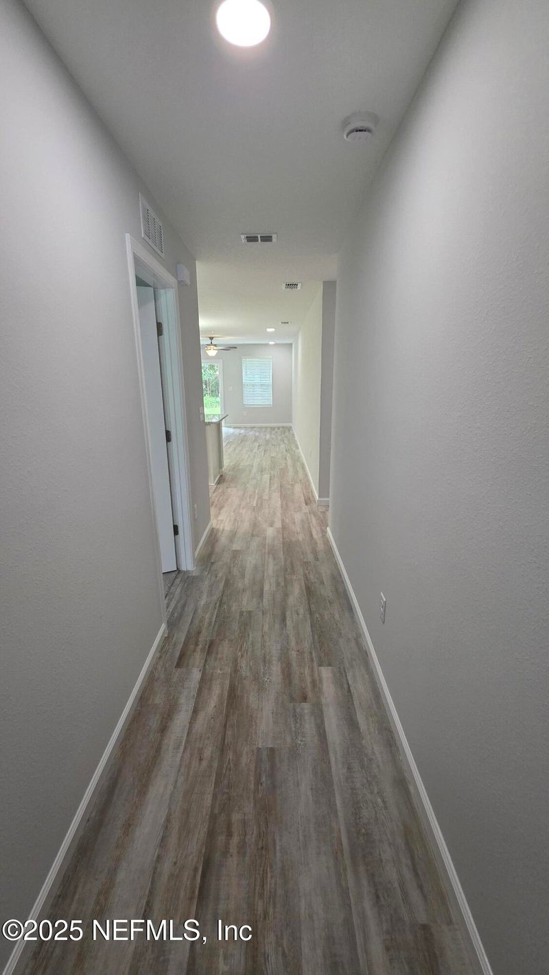 7044 Dunn Ave, Jacksonville, FL 32219