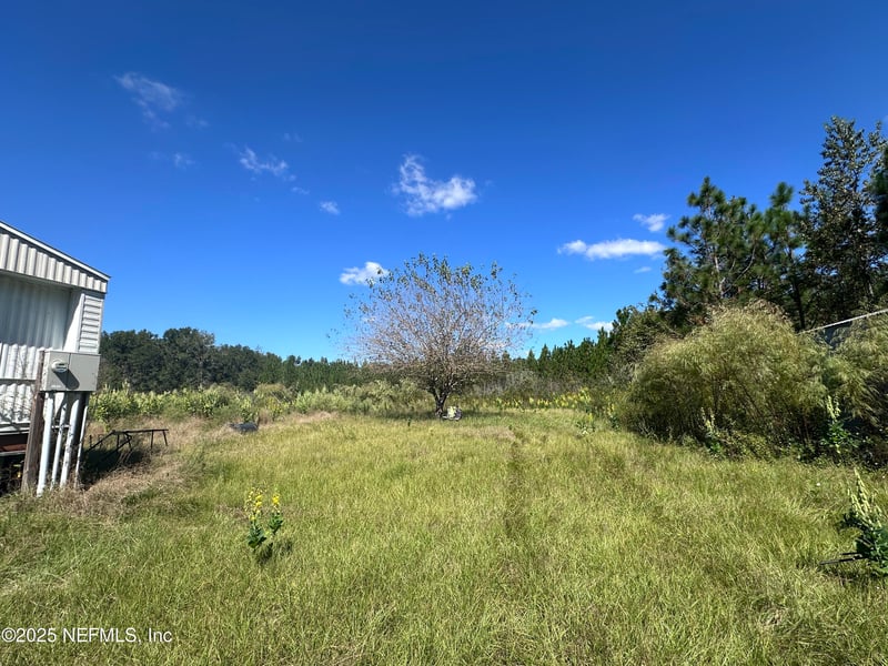 565 Daisy Rd, Lake City, FL 32024