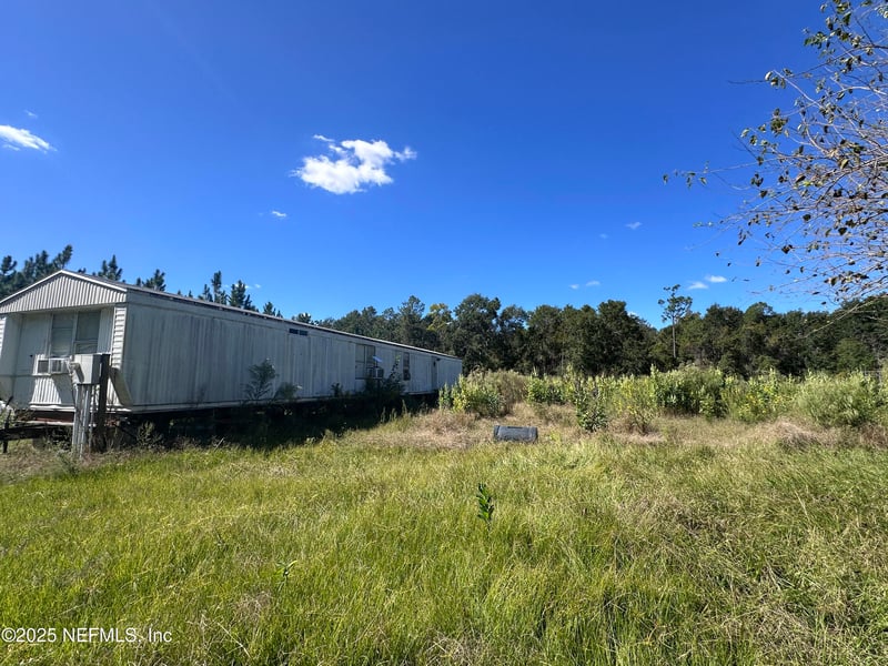 565 Daisy Rd, Lake City, FL 32024