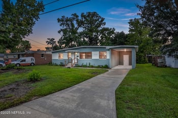 2138 Larry Dr, Jacksonville, FL 32216