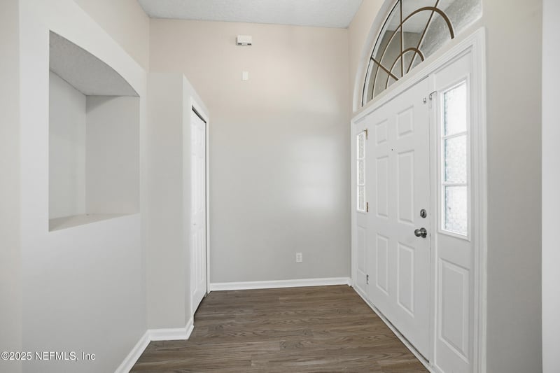 14084 Redrock Lake Dr, Jacksonville, FL 32226