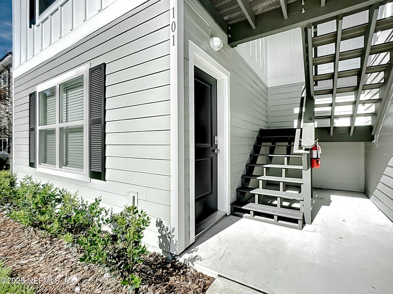 5669 George Ct #101, Jacksonville, FL 32277