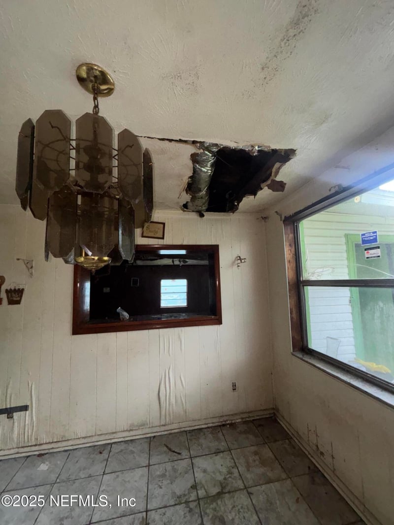 1980 3rd St, Jacksonville, FL 32209