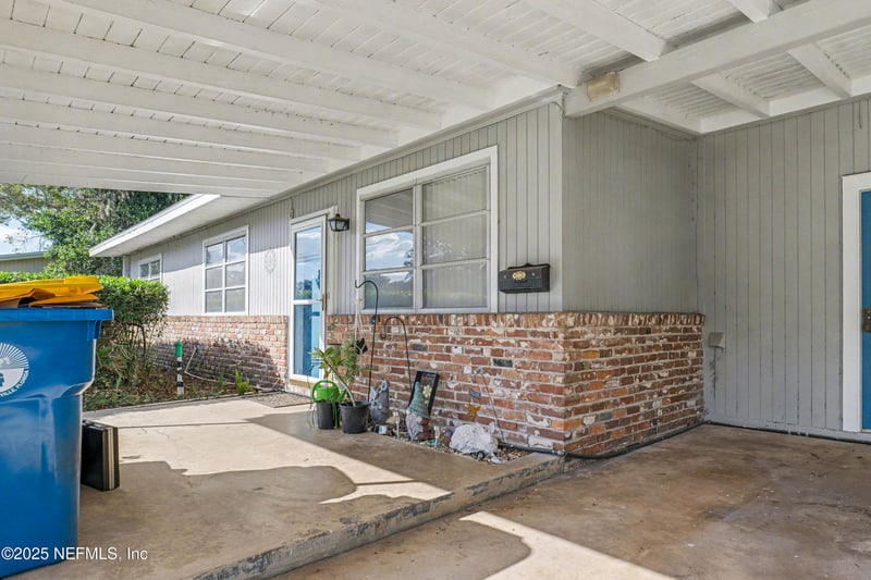 7015 Greenfern Ln, Jacksonville, FL 32277