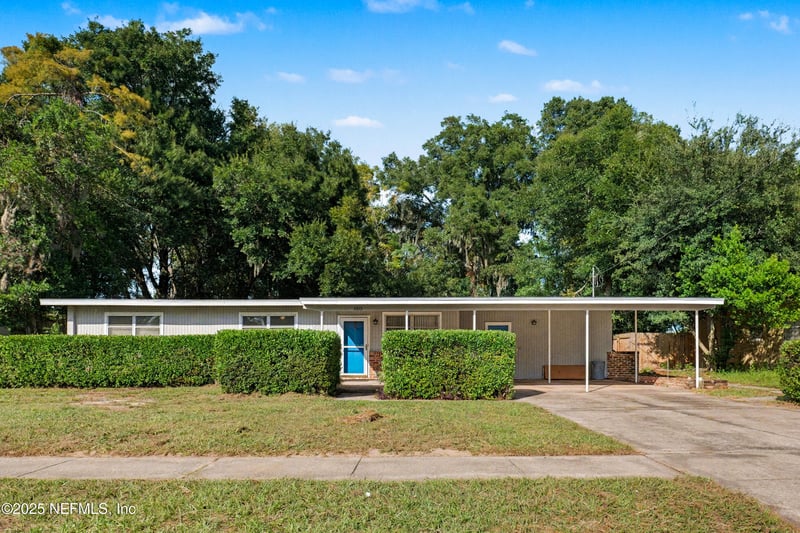 7015 Greenfern Ln, Jacksonville, FL 32277