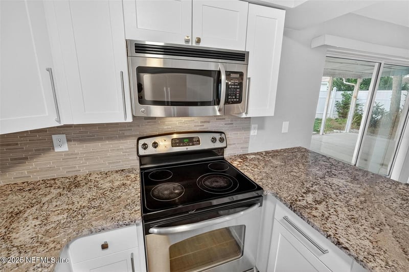 61 Sunny Shore Dr, Ormond Beach, FL 32176