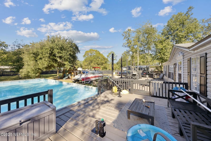 15461 Dewanna Rd, Jacksonville, FL 32218