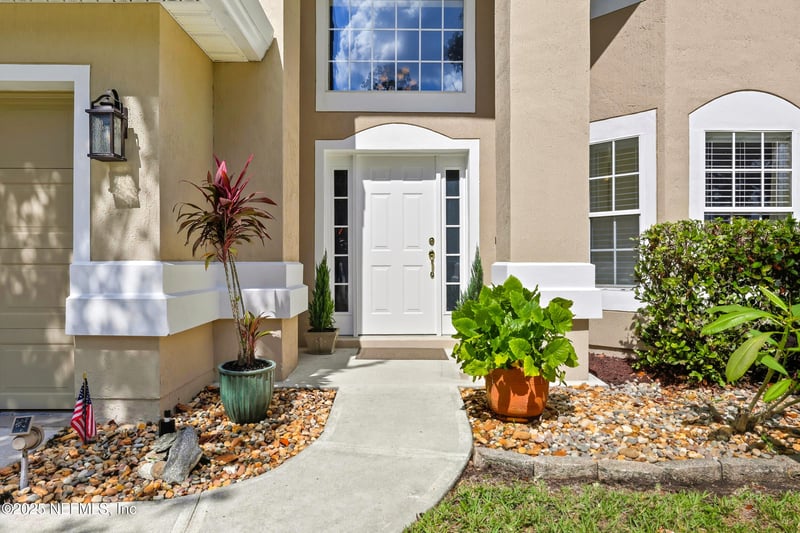 10537 Creston Glen Cir, Jacksonville, FL 32256