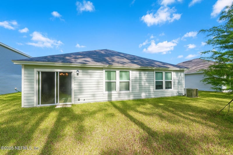 10988 Stapleton Dr, Jacksonville, FL 32222