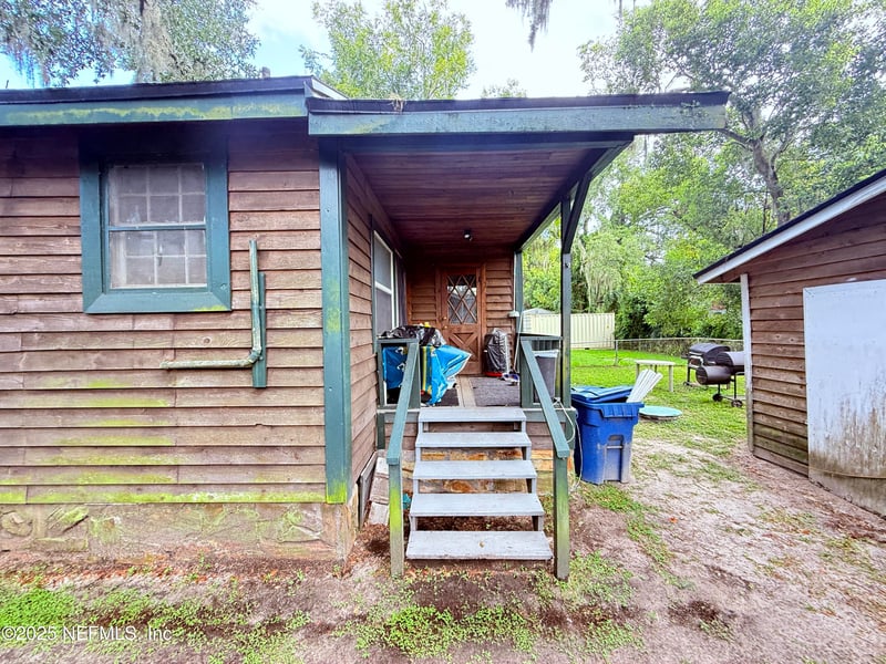 9170 Madison Ave, Jacksonville, FL 32208