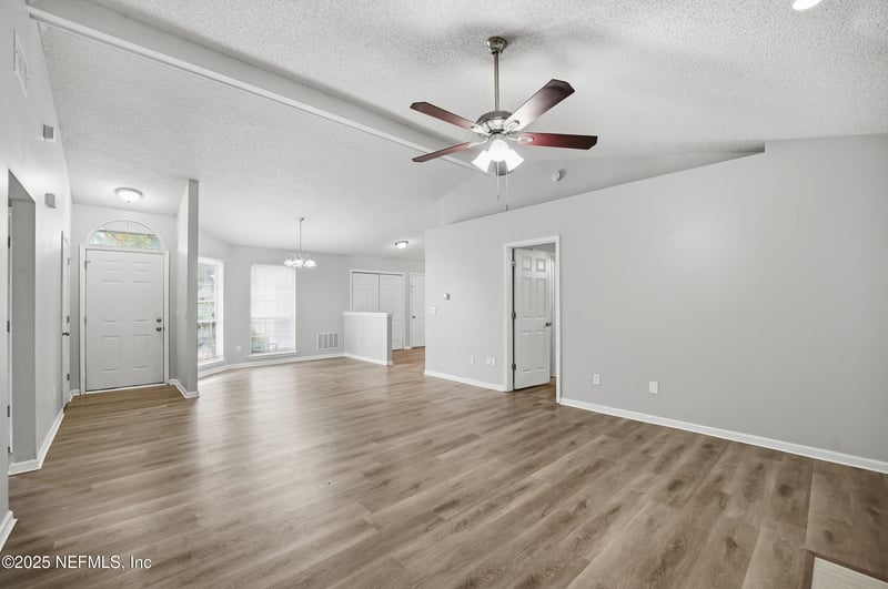 9655 Bayou Bluff Dr, Jacksonville, FL 32257