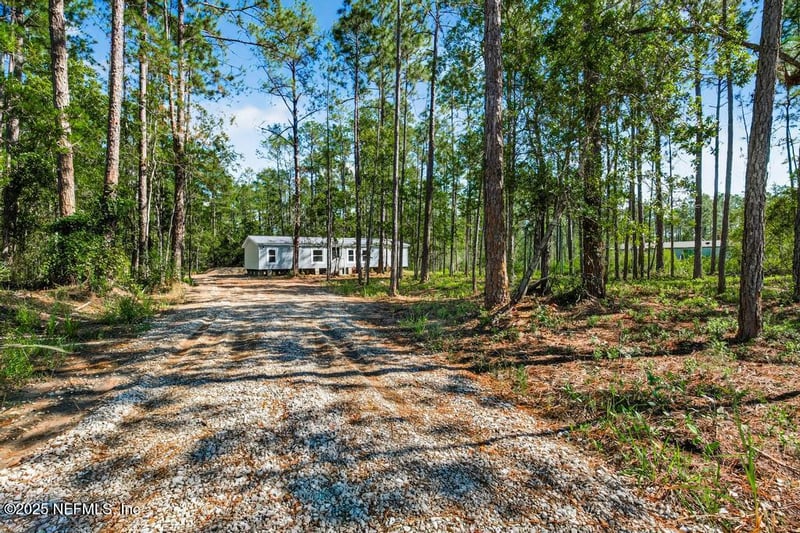 10350 Crotty Ave, Hastings, FL 32145