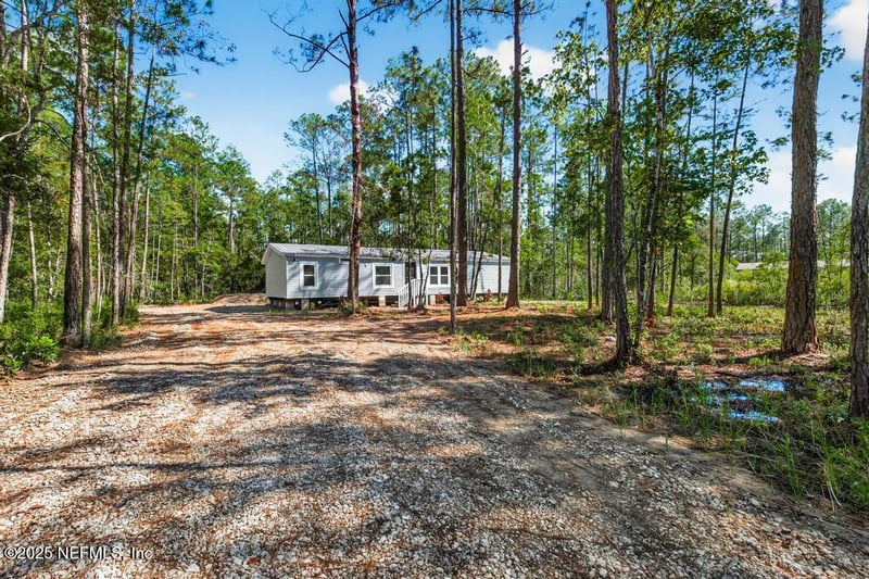 10350 Crotty Ave, Hastings, FL 32145