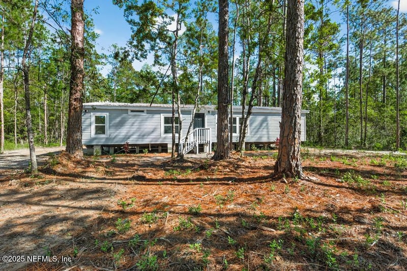 10350 Crotty Ave, Hastings, FL 32145