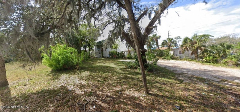 358 Fulton St, Daytona Beach, FL 32114