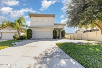 4176 Emilio Ln, Jacksonville, FL 32226