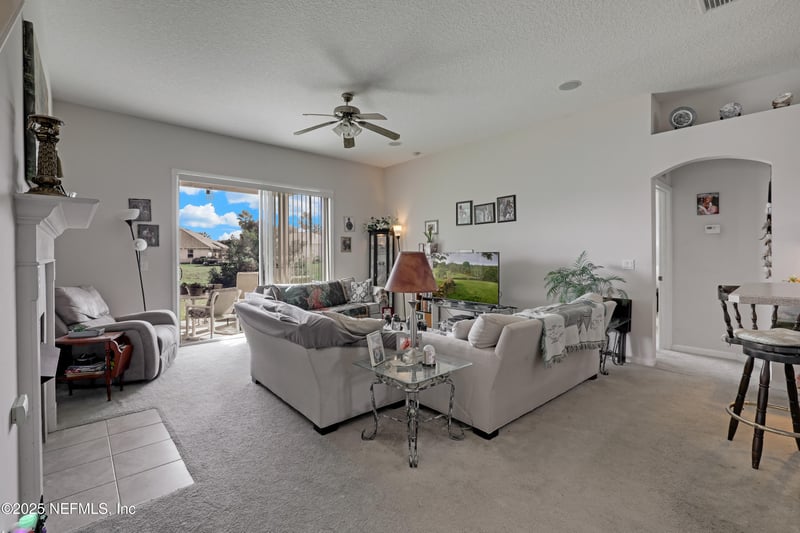 3598 Victoria Lakes Dr, Jacksonville, FL 32226