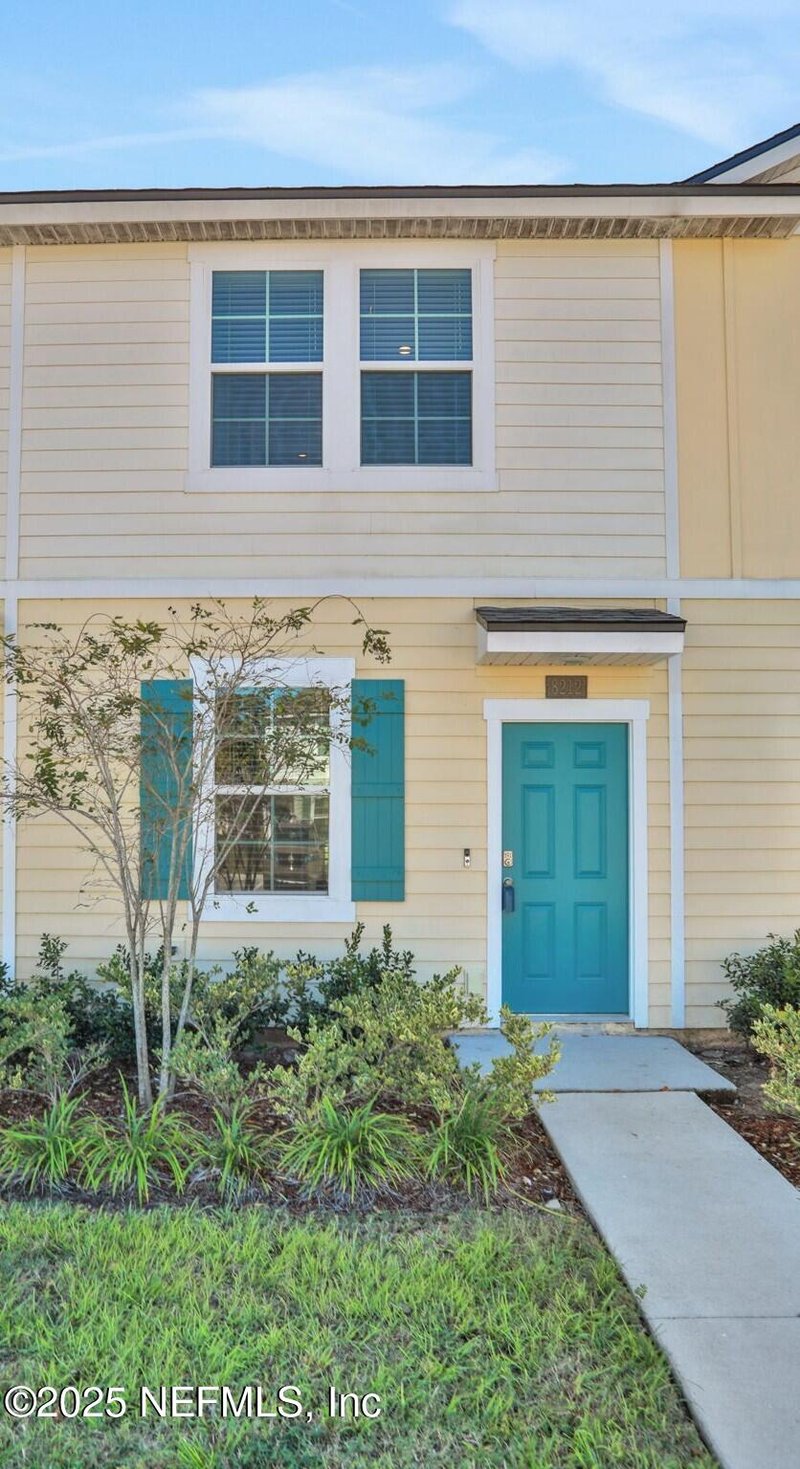 8212 Larose Rd, Jacksonville, FL 32211