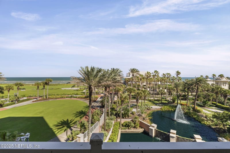 200 Ocean Crest Dr #313, Palm Coast, FL 32137