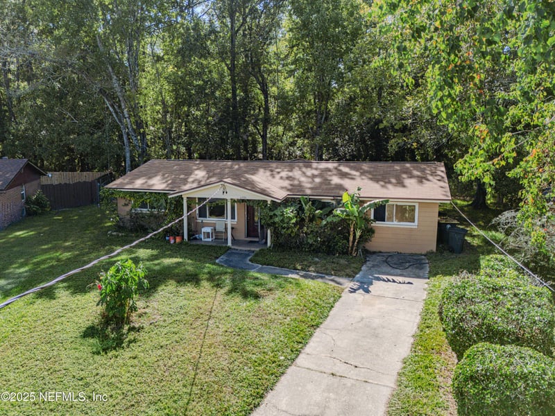 6990 Robert F Kennedy Cir, Jacksonville, FL 32209