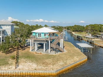 47 Blue Crab Ln, Panacea, FL 32346