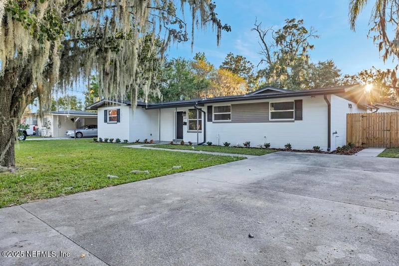 1050 Glynlea Rd, Jacksonville, FL 32216