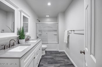 1050 Glynlea Rd, Jacksonville, FL 32216